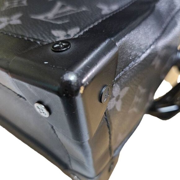 Louis Vuitton soft trunk crossbody - Picture 5 of 16